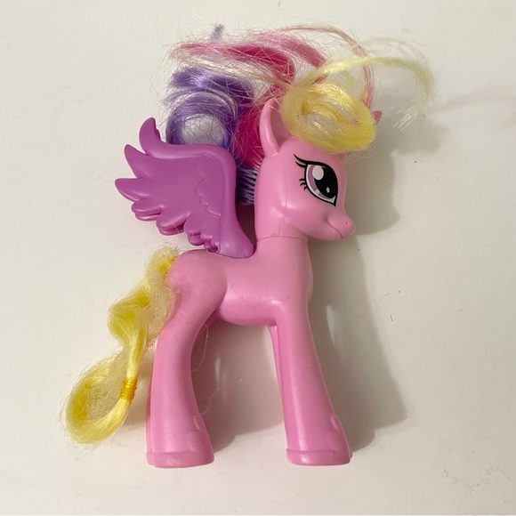 My Little Pony Princess Cadence Pink Pony MLP - Picture 8 of 12